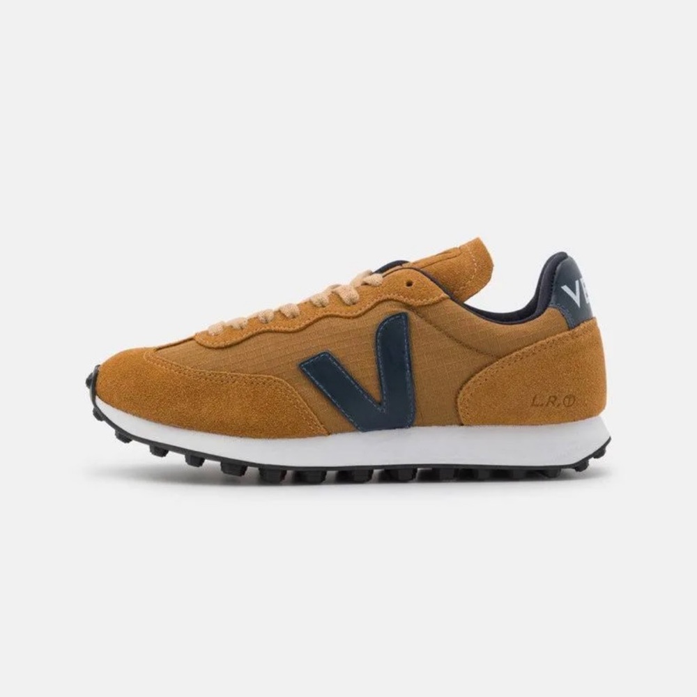 VEJA RIO BRANCO SNEAKERS EUR 37